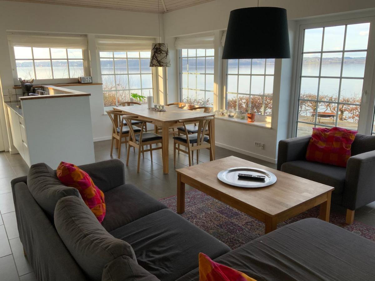 Loff Holiday Houses Обенро Экстерьер фото