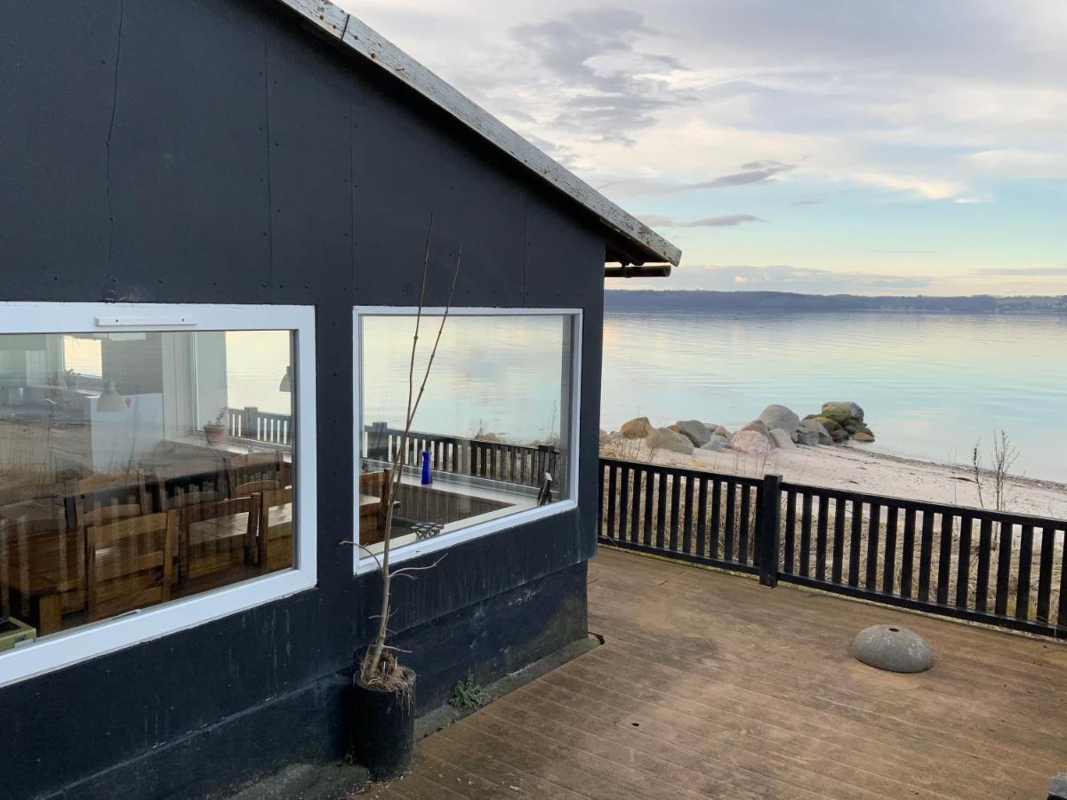 Loff Holiday Houses Обенро Экстерьер фото