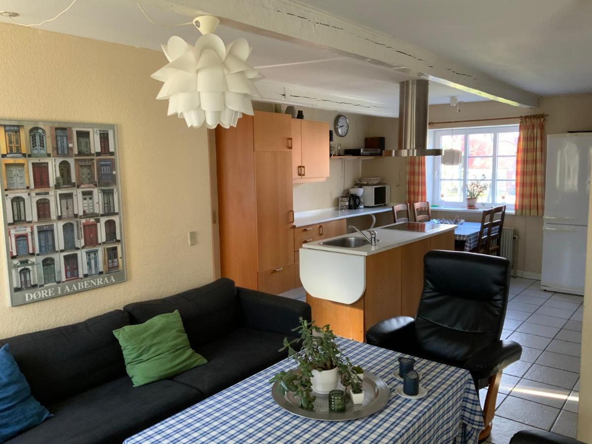 Loff Holiday Houses Обенро Экстерьер фото
