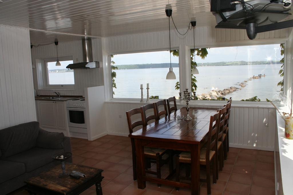 Loff Holiday Houses Обенро Номер фото